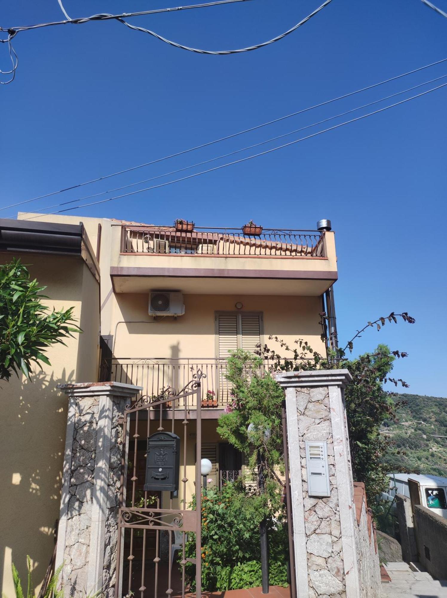 Ferienwohnung La Panoramica Gallodoro Exterior foto